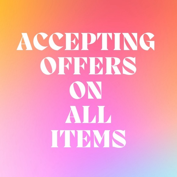 Closet Clean Out - Picture 1 of 2